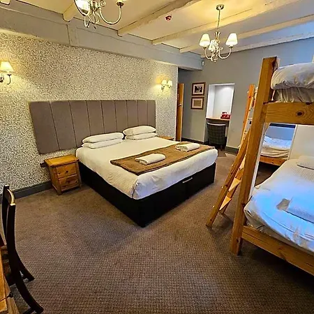 The Sun 3* Windermere
